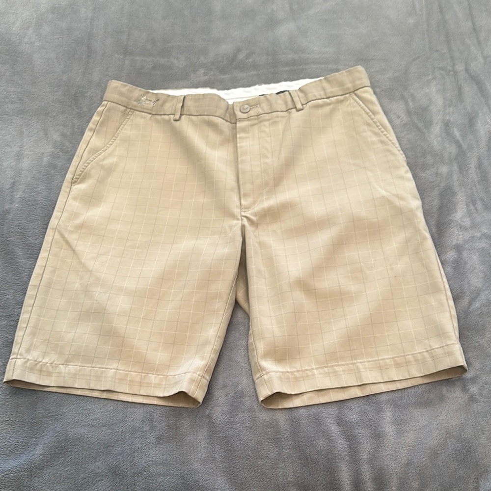 Greg Norman Collection Tan Hybrids Shorts for golf or  Casual Wear